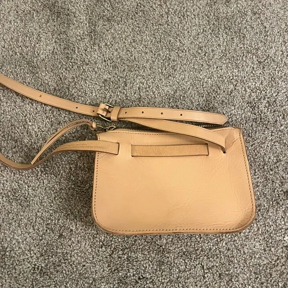 MADEWELL Tan Leather Crossbody/ Belt Bag - Picture 3 of 9